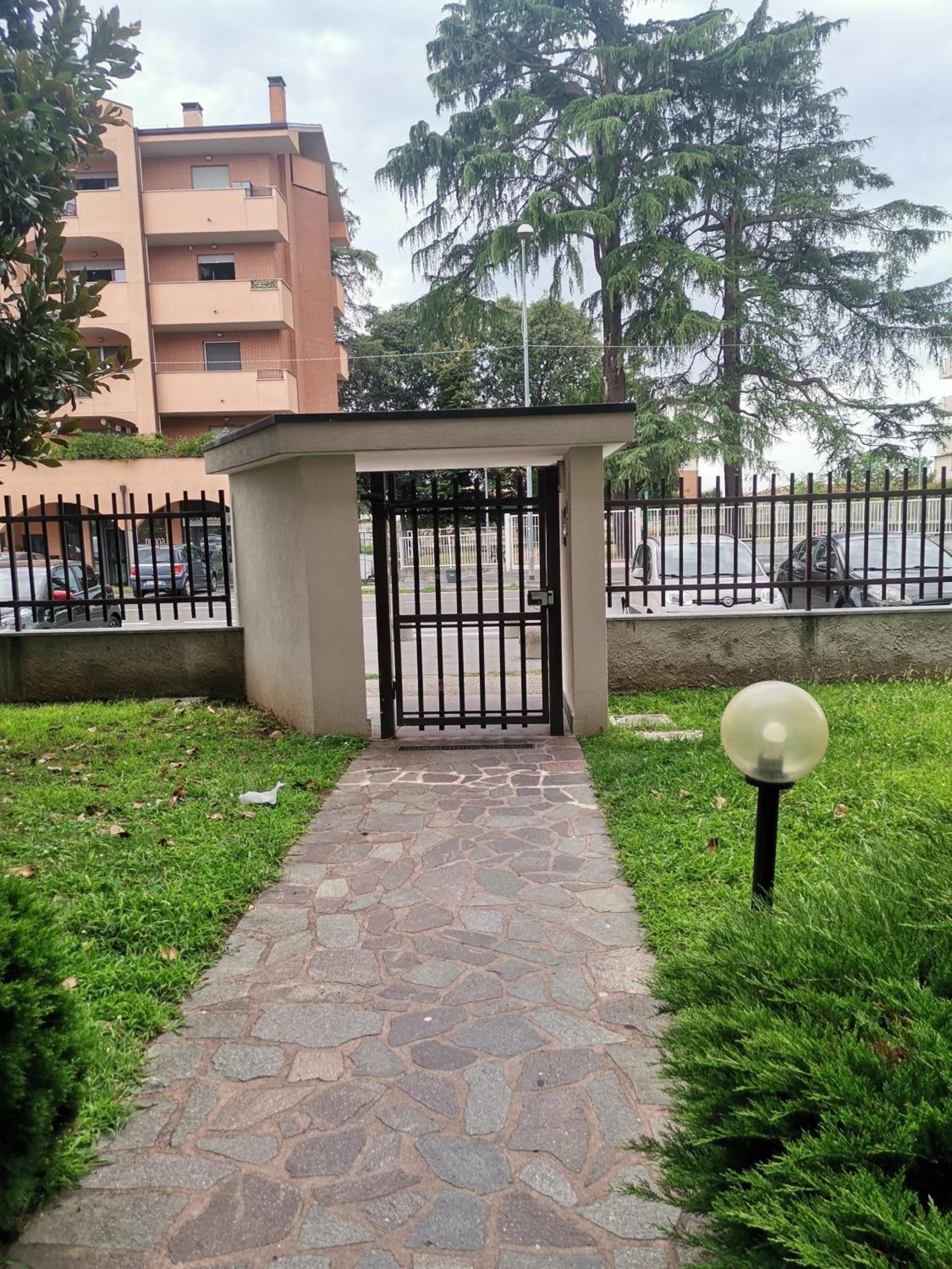 B&B Busto Garolfo Luaran gambar