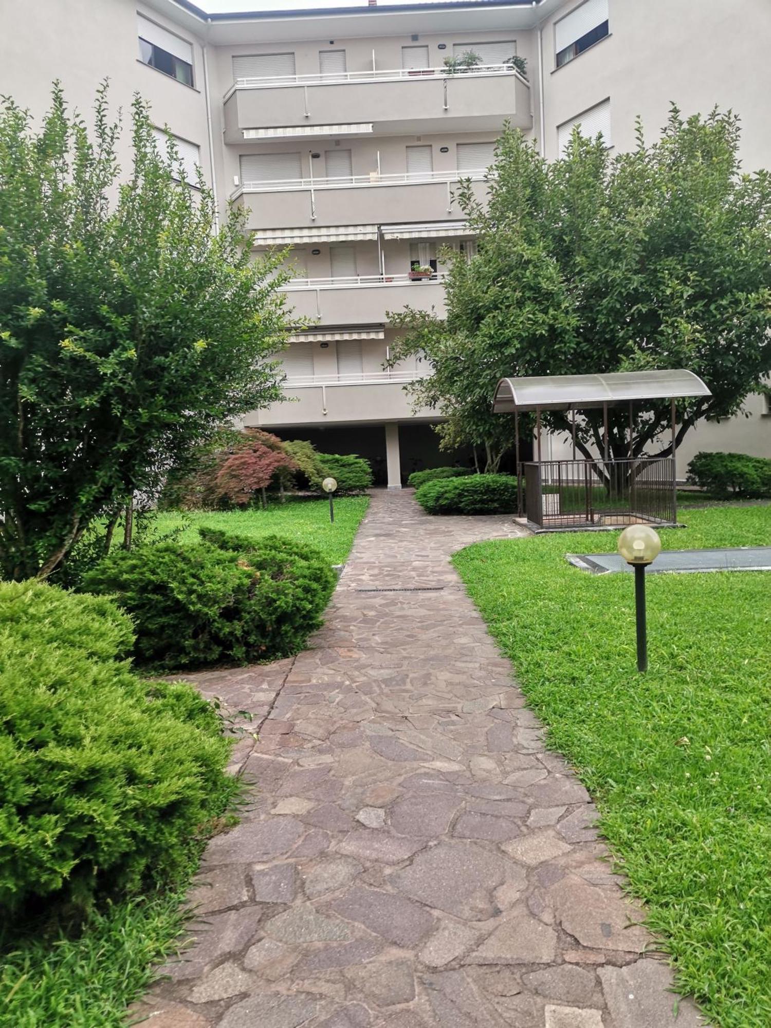 B&B Busto Garolfo Luaran gambar
