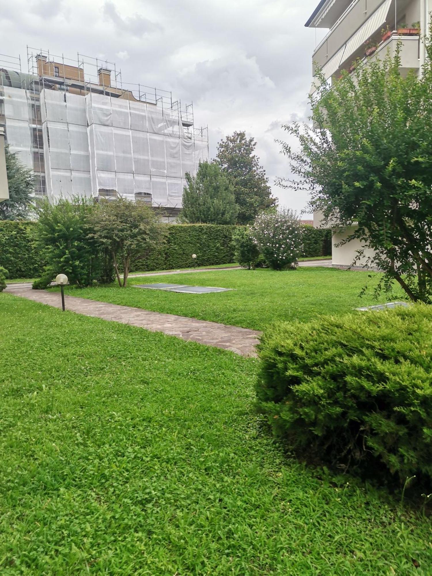 B&B Busto Garolfo Luaran gambar